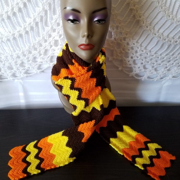 Scarf - Picture 3 of 6